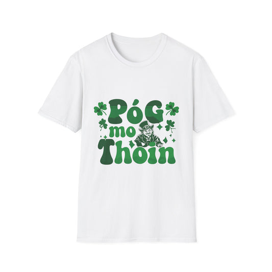 "Póg Mo Thóin" Funny St. Patrick's Day T-Shirt